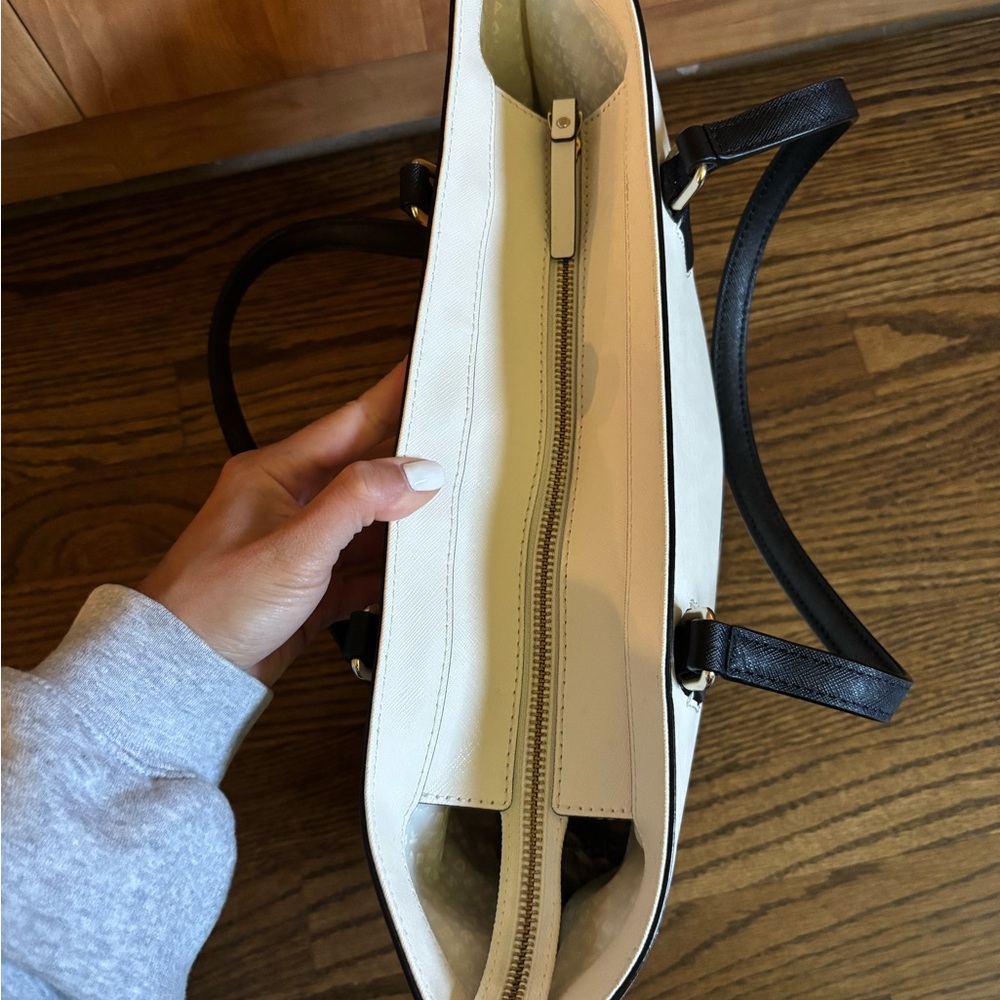 Kate Spade Black and White Women's Tote - Picture 8 of 13